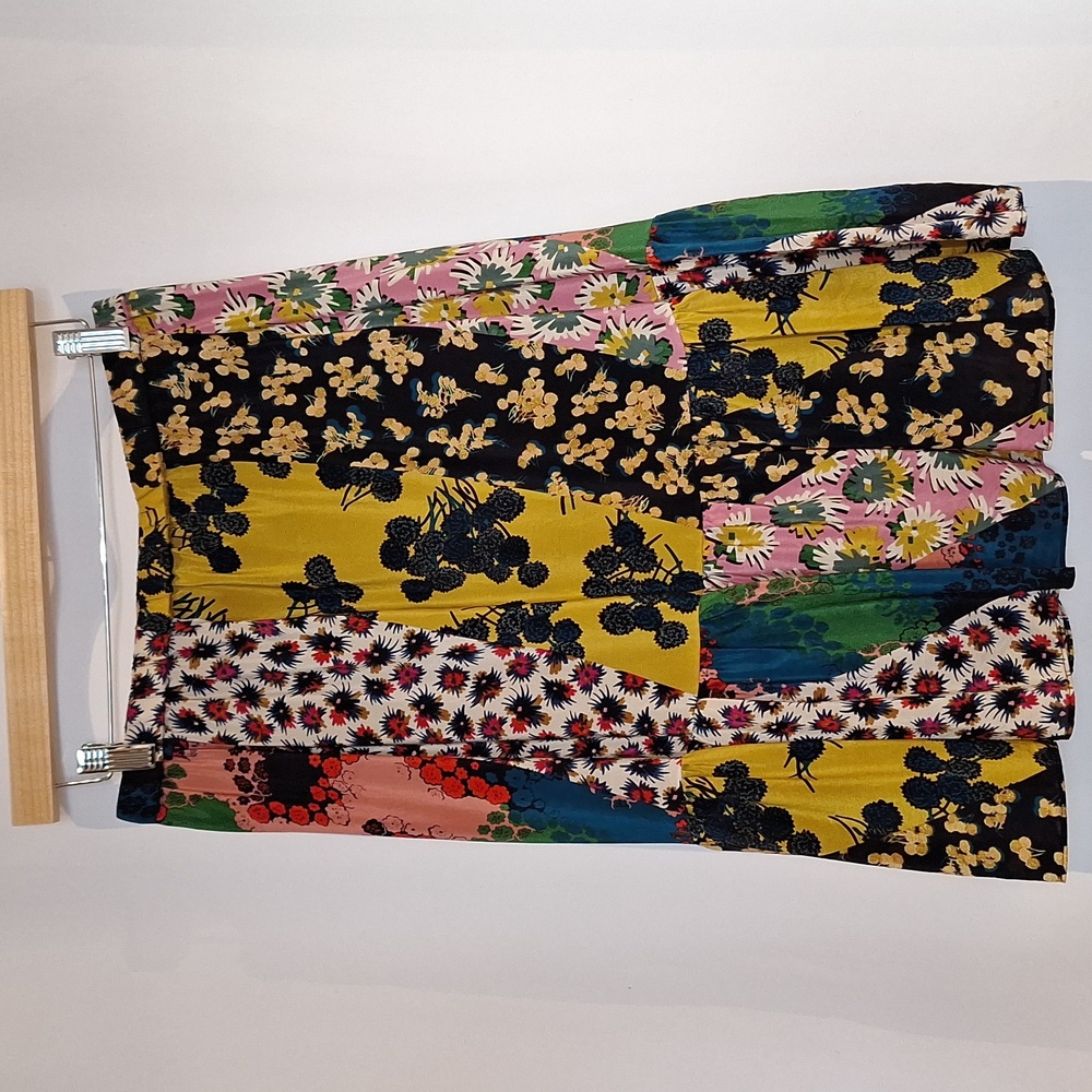 Maeve Flounce Patchwork 100% Silk Skirt Size SP - Picture 3 of 8